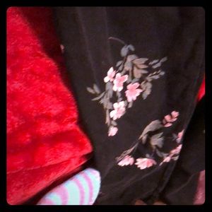 Black floral leggings